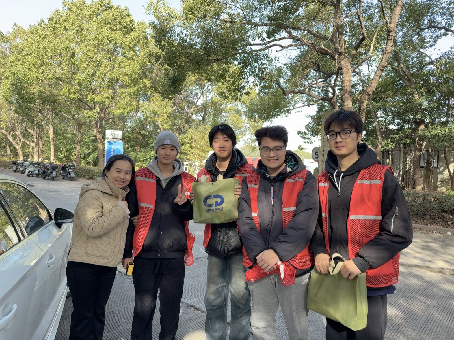 1765177660626109.jpg 图片 1.jpg